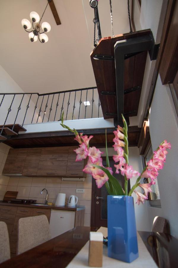 Brick Apartment Bajina Basta Luaran gambar