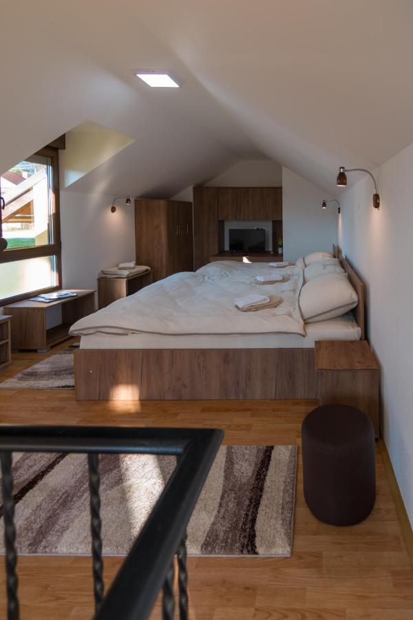 Brick Apartment Bajina Basta Luaran gambar
