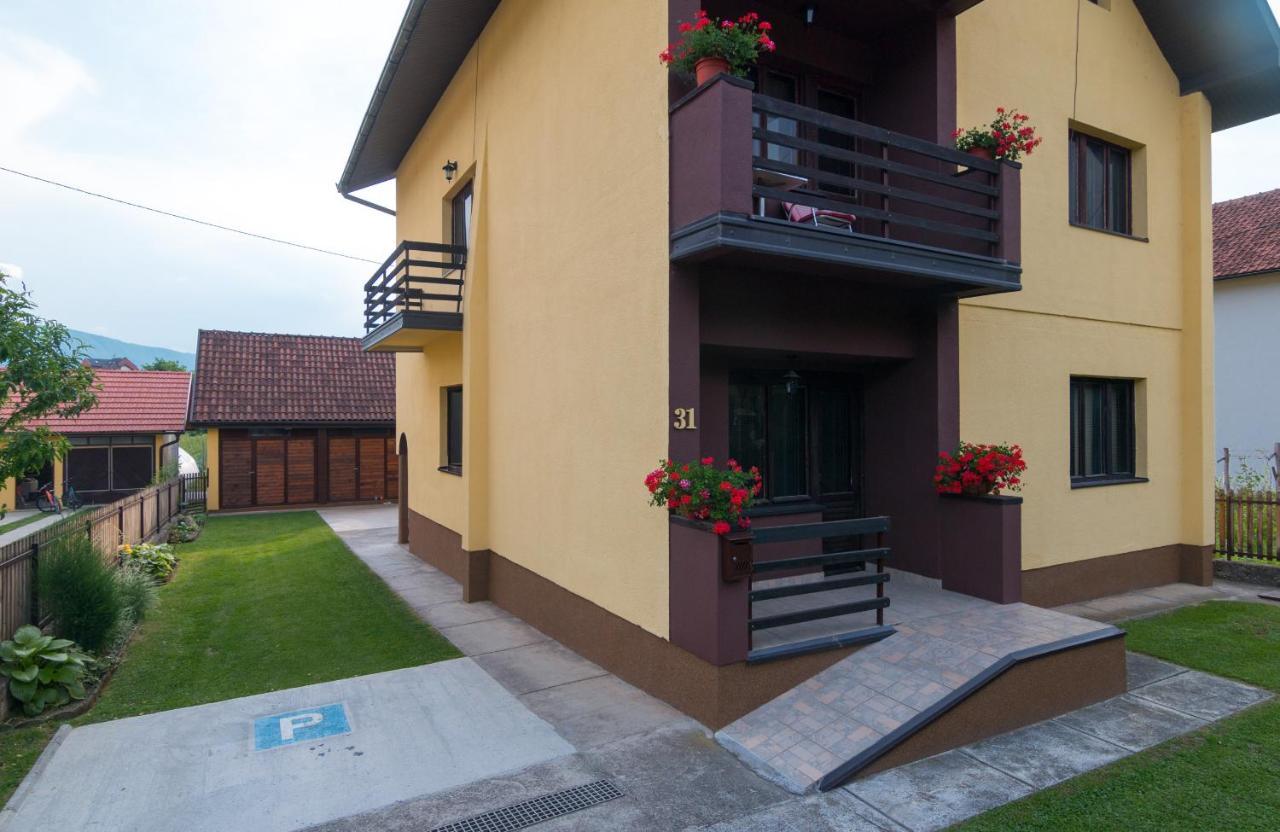 Brick Apartment Bajina Basta Luaran gambar
