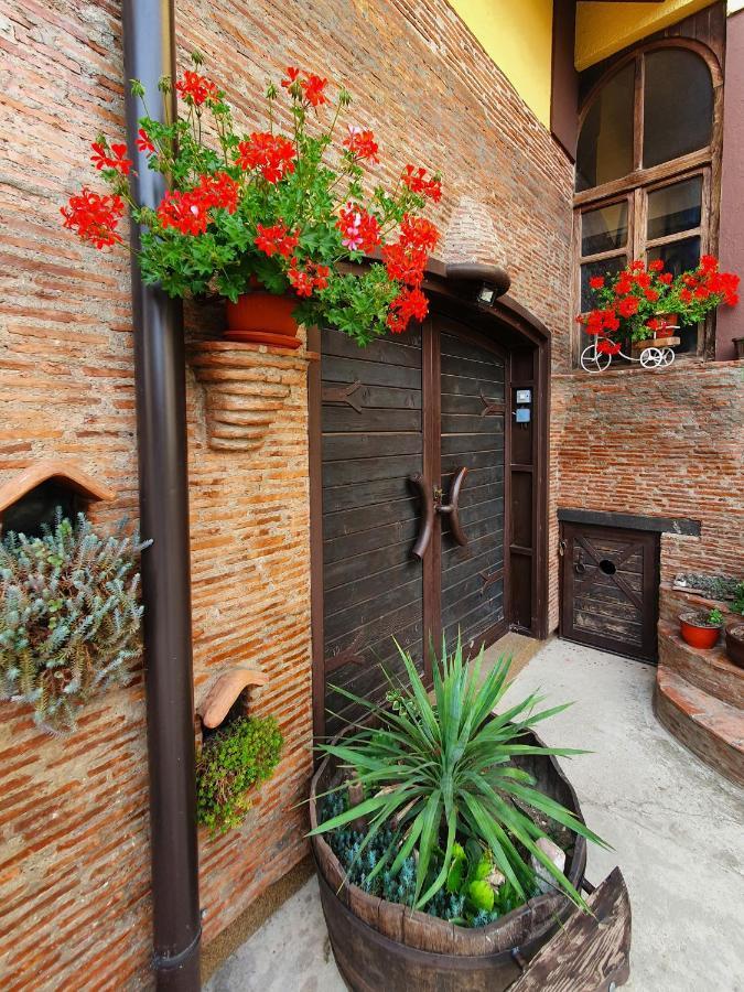Brick Apartment Bajina Basta Luaran gambar