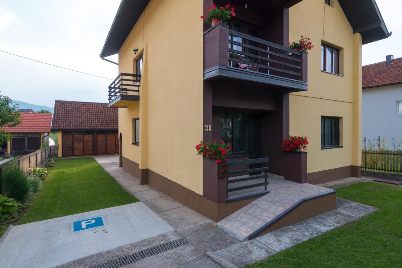 Brick Apartment Bajina Basta Luaran gambar