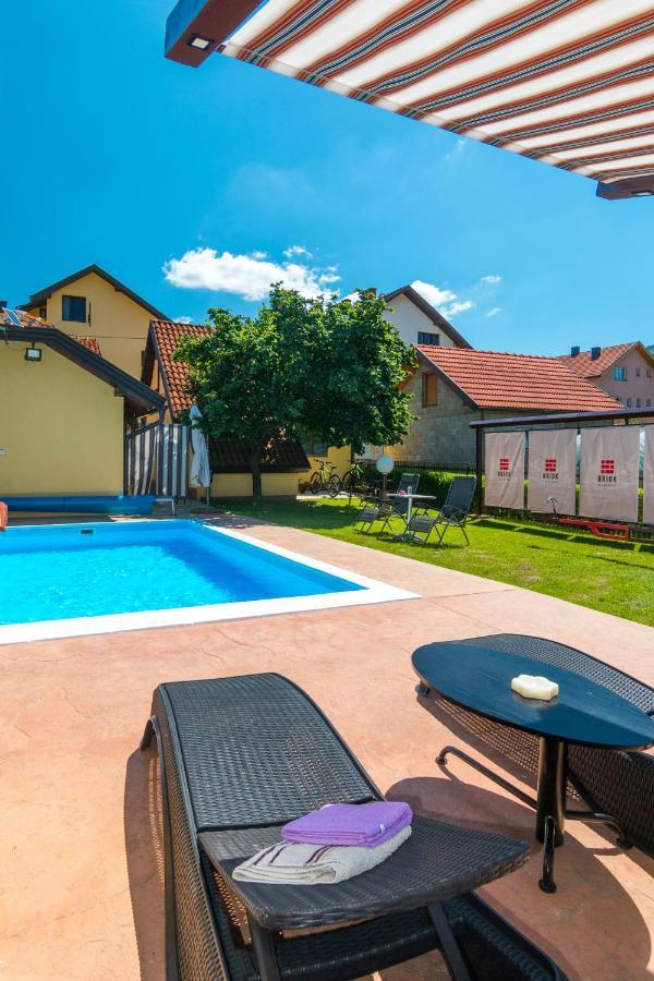 Brick Apartment Bajina Basta Luaran gambar